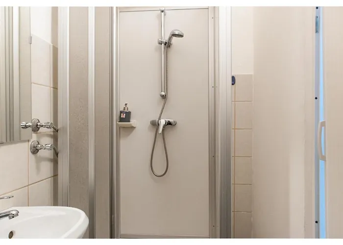 Comfy 2br For Up To 6p, Near Wiener Stadthalle Апартаменти *