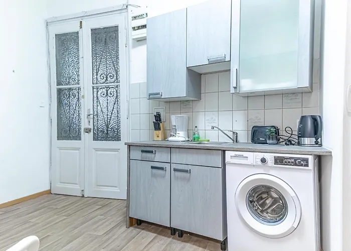 Comfy 2br For Up To 6p, Near Wiener Stadthalle *